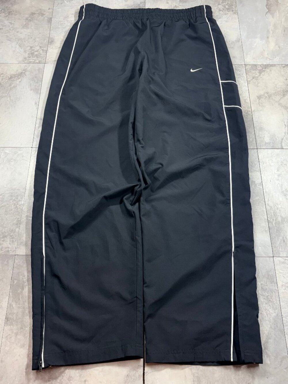 Nike Vintage Y2K Track Pants Men's XL Black White Nylon Baggy